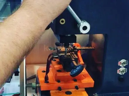 Вскрытие автомобилей. Ремонт замок зажигания круглосуточно в Конаев (Капшагай) – фото 4