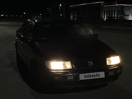 Volkswagen Passat 1995 года за 1 600 000 тг. в Петропавловск – фото 9