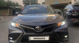 Toyota Camry 2020 года за 12 200 000 тг. в Алматы