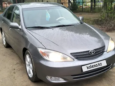 Toyota Camry 2004 года за 3 700 000 тг. в Актобе – фото 3