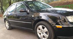 Volkswagen Jetta 2004 года за 2 650 000 тг. в Алматы