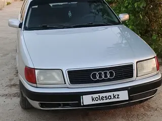 Audi 100