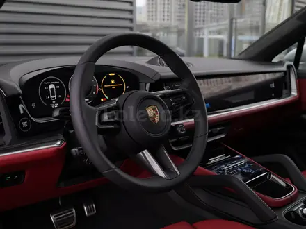 Porsche Cayenne S 2025 года за 112 554 200 тг. в Астана – фото 8