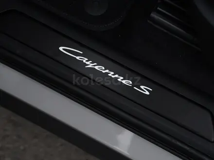 Porsche Cayenne S 2025 года за 112 554 200 тг. в Астана – фото 24