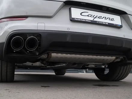 Porsche Cayenne S 2025 года за 112 554 200 тг. в Астана – фото 28
