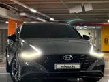 Hyundai Sonata 2021 года за 11 600 000 тг. в Алматы – фото 2