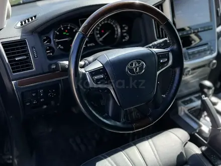 Toyota Land Cruiser 2018 года за 34 990 000 тг. в Нур-Султан (Астана) – фото 9