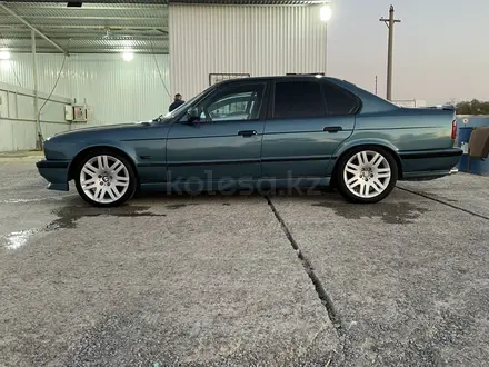 BMW 520 1994 года за 1 800 000 тг. в Актау – фото 4