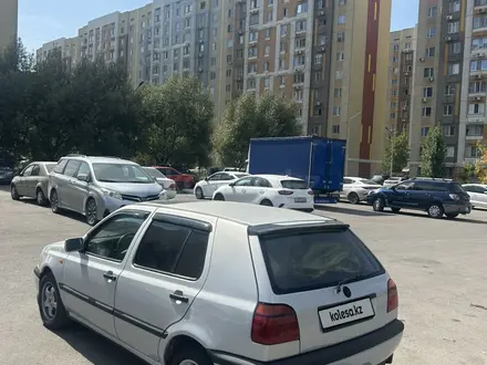 Volkswagen Golf 1994 года за 1 700 000 тг. в Алматы – фото 4