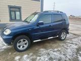 Chevrolet Niva 2008 года за 2 500 000 тг. в Атырау – фото 2