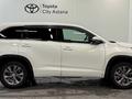 Toyota Highlander Prestige 2015 года за 11 900 000 тг. в Астана – фото 17