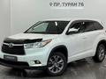 Toyota Highlander Prestige 2015 года за 11 900 000 тг. в Астана