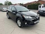 Toyota RAV4 2015 годаүшін10 800 000 тг. в Алматы – фото 3