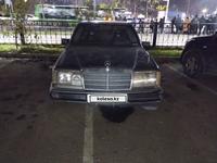 Mercedes-Benz E 230 1991 годаfor900 000 тг. в Алматы