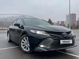 Toyota Camry 2018 года за 11 500 000 тг. в Астана