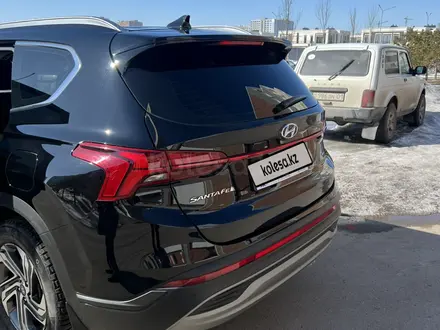 Hyundai Santa Fe 2021 года за 17 000 000 тг. в Астана – фото 3