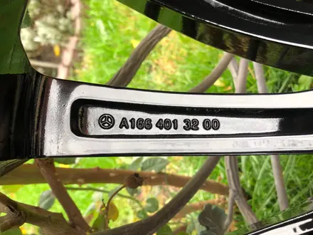 Оригинальные диски R21 AMG на Mercedes GL Мерседес за 665 000 тг. в Алматы – фото 8