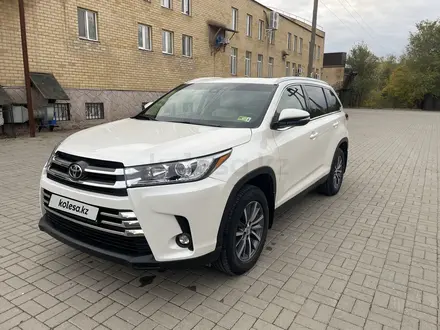 Toyota Highlander 2019 года за 19 000 000 тг. в Актобе – фото 3