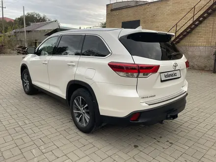 Toyota Highlander 2019 года за 19 000 000 тг. в Актобе – фото 5