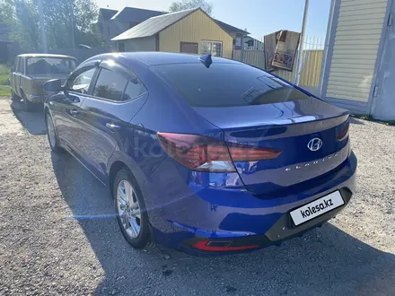 Hyundai Elantra 2019 года за 8 200 000 тг. в Аксай – фото 13