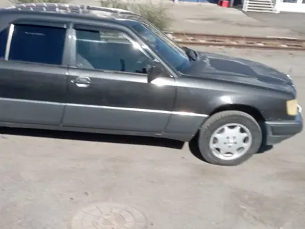 Mercedes-Benz E 230 1989 года за 1 600 000 тг. в Талдыкорган – фото 8