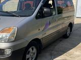 Hyundai Starex 2007 года за 3 500 000 тг. в Шымкент – фото 2