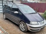 Volkswagen Sharan 2004 года за 3 000 000 тг. в Алматы