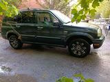 Suzuki XL7 2002 года за 3 600 000 тг. в Астана – фото 2