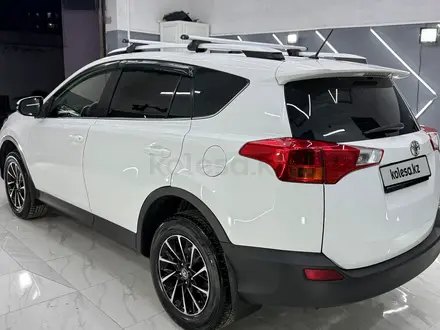 Toyota RAV4 2015 года за 11 000 000 тг. в Актау – фото 2