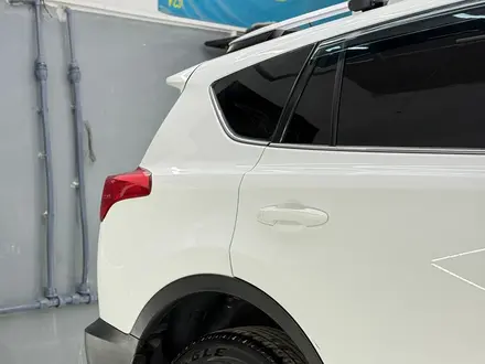 Toyota RAV4 2015 года за 11 000 000 тг. в Актау – фото 3