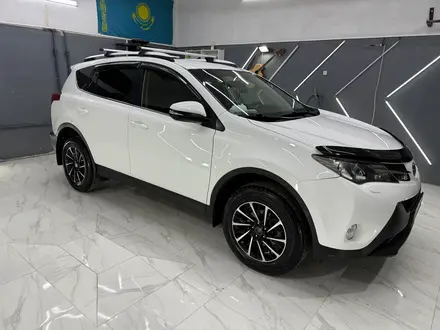 Toyota RAV4 2015 года за 11 000 000 тг. в Актау – фото 4