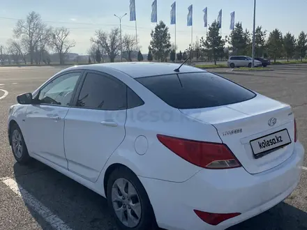 Hyundai Solaris 2014 года за 4 500 000 тг. в Тараз – фото 7