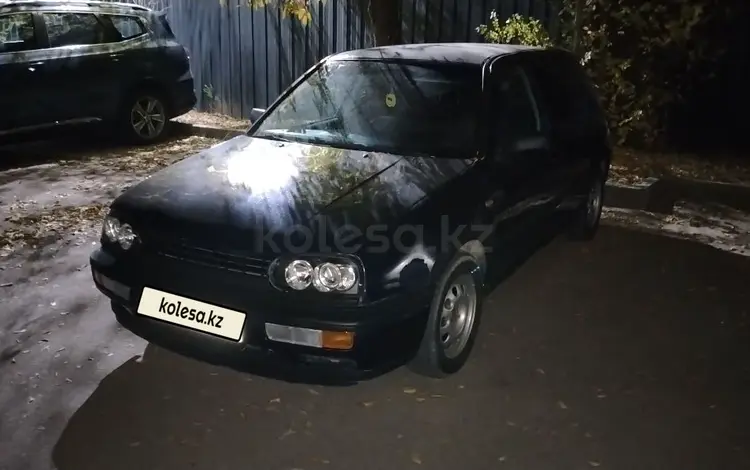 Volkswagen Golf 1997 года за 2 000 000 тг. в Алматы