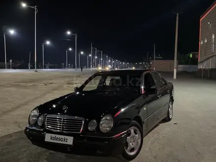 Mercedes-Benz E 280 1998 года за 2 900 000 тг. в Кызылорда – фото 4