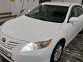 Toyota Camry 2007 года за 5 300 000 тг. в Актобе