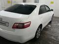 Toyota Camry 2007 года за 5 300 000 тг. в Актобе – фото 3