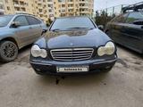 Mercedes-Benz C 320 2002 годаfor3 300 000 тг. в Актау – фото 5