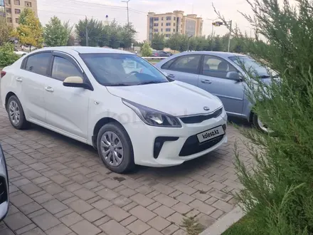 Kia Rio 2018 года за 6 900 000 тг. в Шымкент