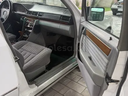 Mercedes-Benz E 230 1992 года за 1 000 000 тг. в Алматы – фото 8