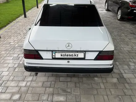 Mercedes-Benz E 230 1992 года за 1 000 000 тг. в Алматы – фото 4