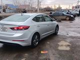 Hyundai Elantra 2017 года за 5 200 000 тг. в Уральск