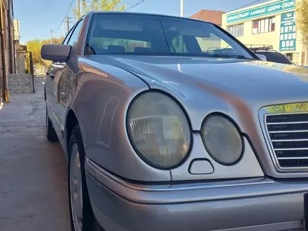 Mercedes-Benz E 280 1998 года за 3 100 000 тг. в Кызылорда – фото 4
