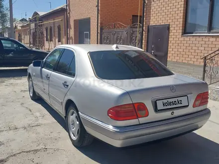 Mercedes-Benz E 280 1998 года за 3 100 000 тг. в Кызылорда – фото 8