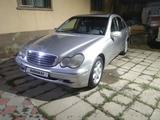 Mercedes-Benz C 240 2003 годаfor2 900 000 тг. в Шымкент