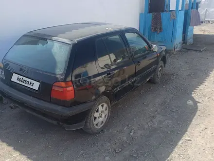 Volkswagen Golf 1993 года за 600 000 тг. в Семей – фото 5