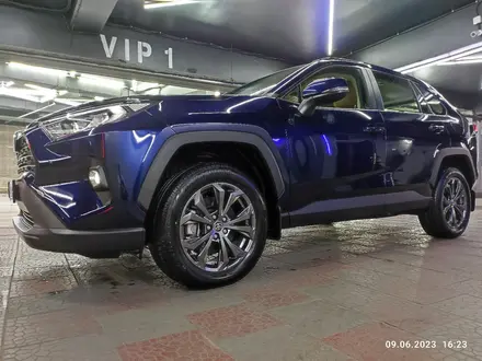 Toyota RAV4 2022 года за 19 200 000 тг. в Алматы – фото 9