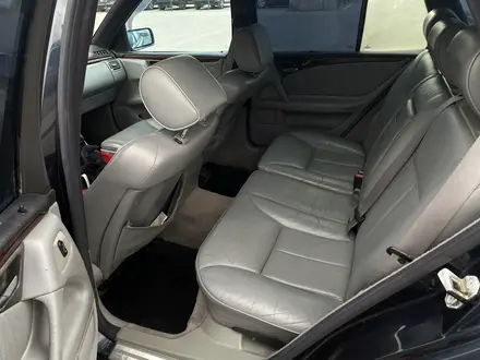 Mercedes-Benz E 280 1997 года за 2 700 000 тг. в Караганда – фото 13