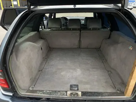 Mercedes-Benz E 280 1997 года за 2 700 000 тг. в Караганда – фото 14