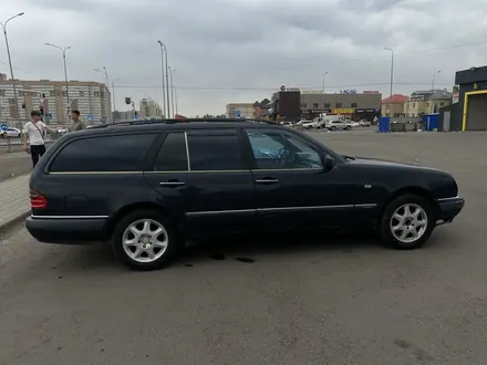 Mercedes-Benz E 280 1997 года за 2 700 000 тг. в Караганда – фото 4