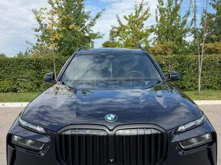 BMW X7 2024 года за 80 000 000 тг. в Астана – фото 18